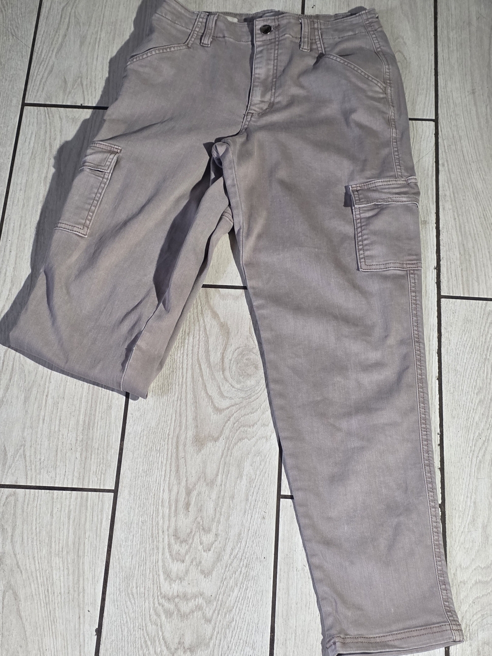 Universal Thread Women's Cargo Pants in Taupe (Size 2/26R)